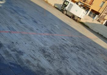 Spazzamento meccanizzato e manuale della piazzetta Procopio.